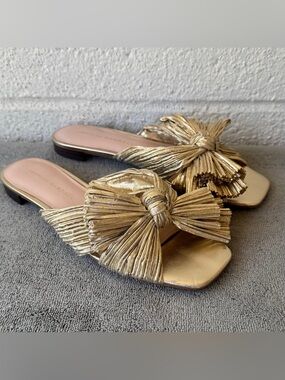 Loeffler Randall Daphne Slide Gold Tone Size 6 B